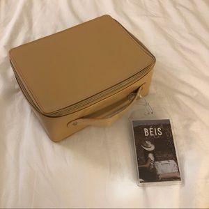 Béis: The Comestic Case in Beige